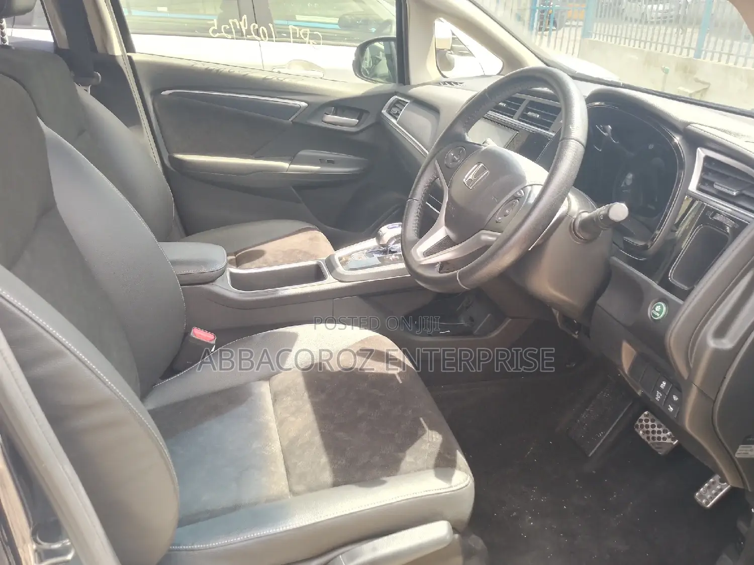 Honda Fit Shuttle 2016 Black