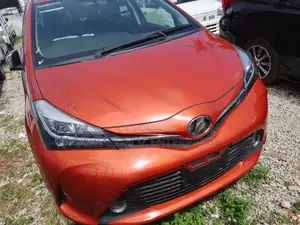 Toyota Vitz 2016 Orange