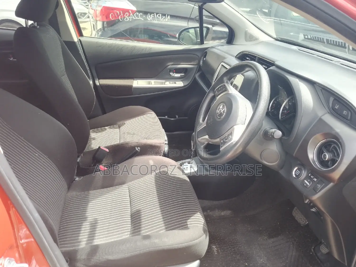 Toyota Vitz 2016 Orange