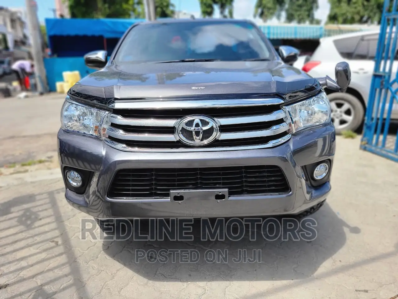Toyota Hilux 2016 Gray