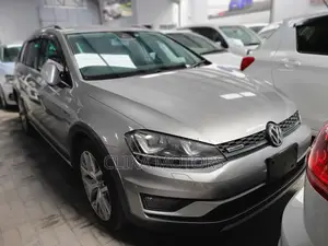 Volkswagen Golf 2016 Silver