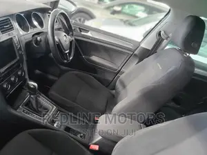 Volkswagen Golf 2016 Silver