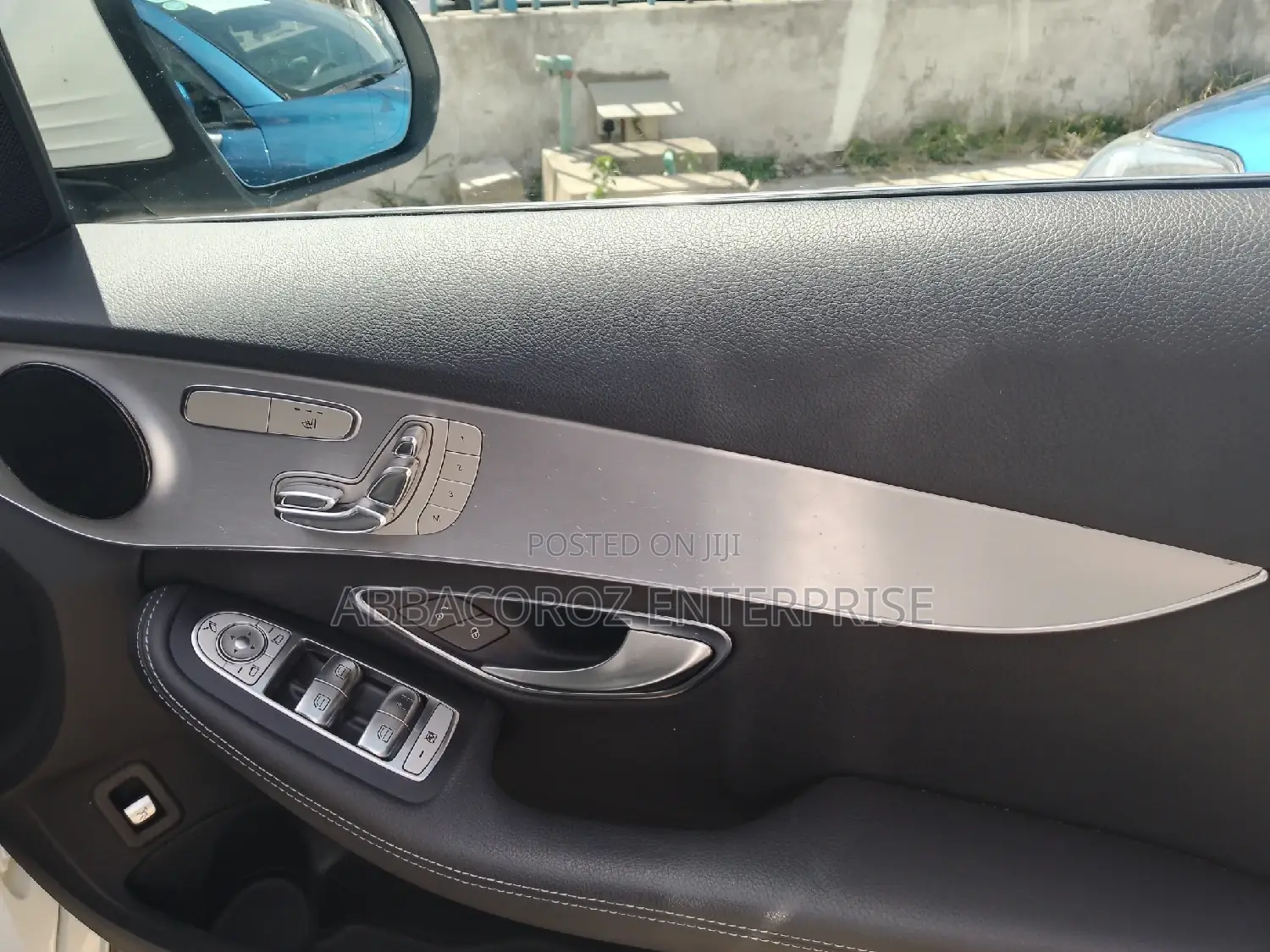 Mercedes-Benz C180 2016 Pearl