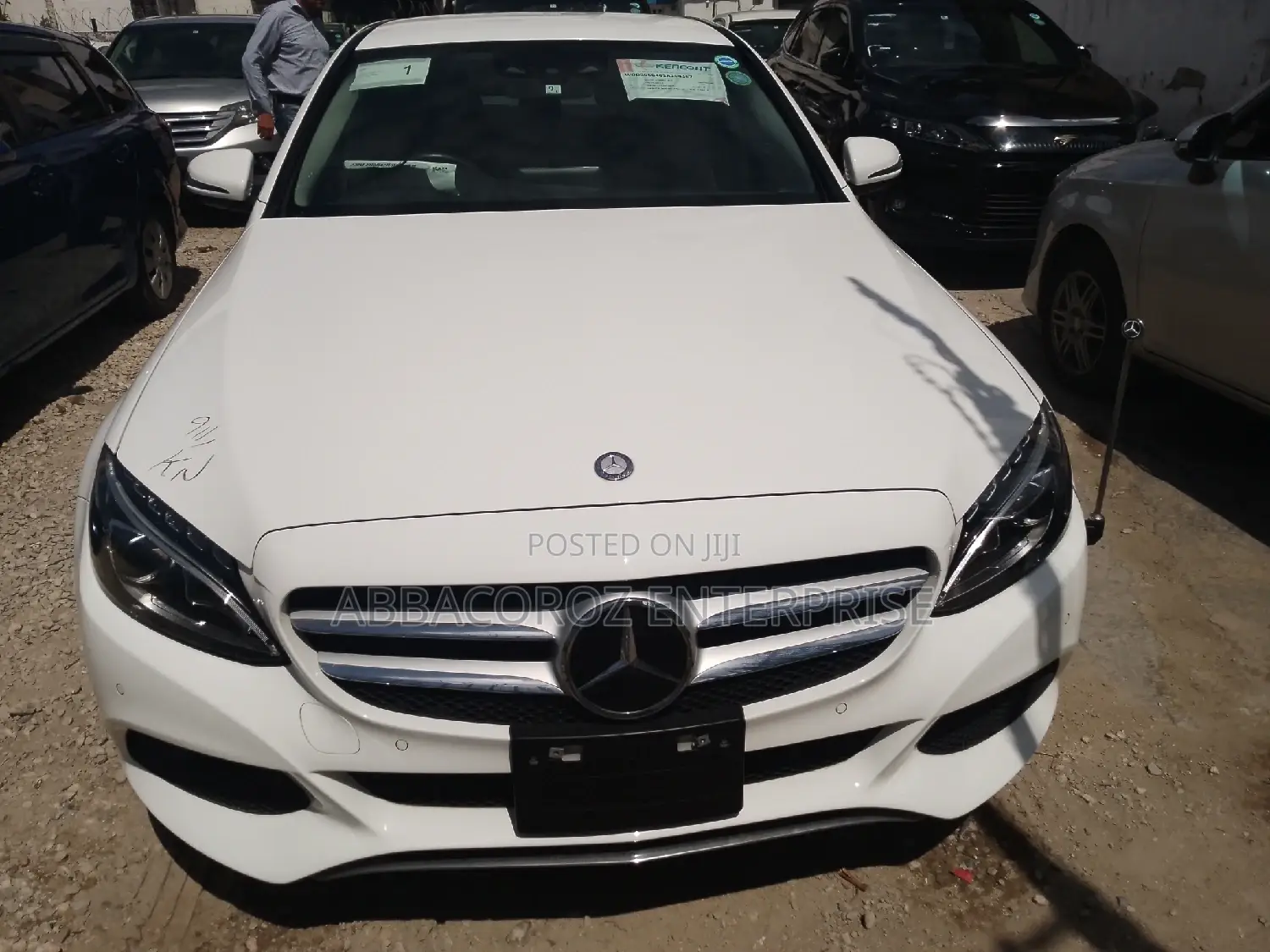 Mercedes-Benz C180 2016 Pearl