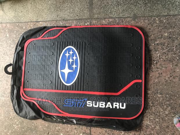 Subaru Universal Mats