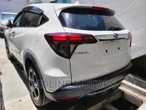 Honda Vezel 2016 White