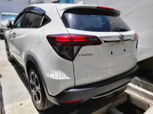 Honda Vezel 2016 White