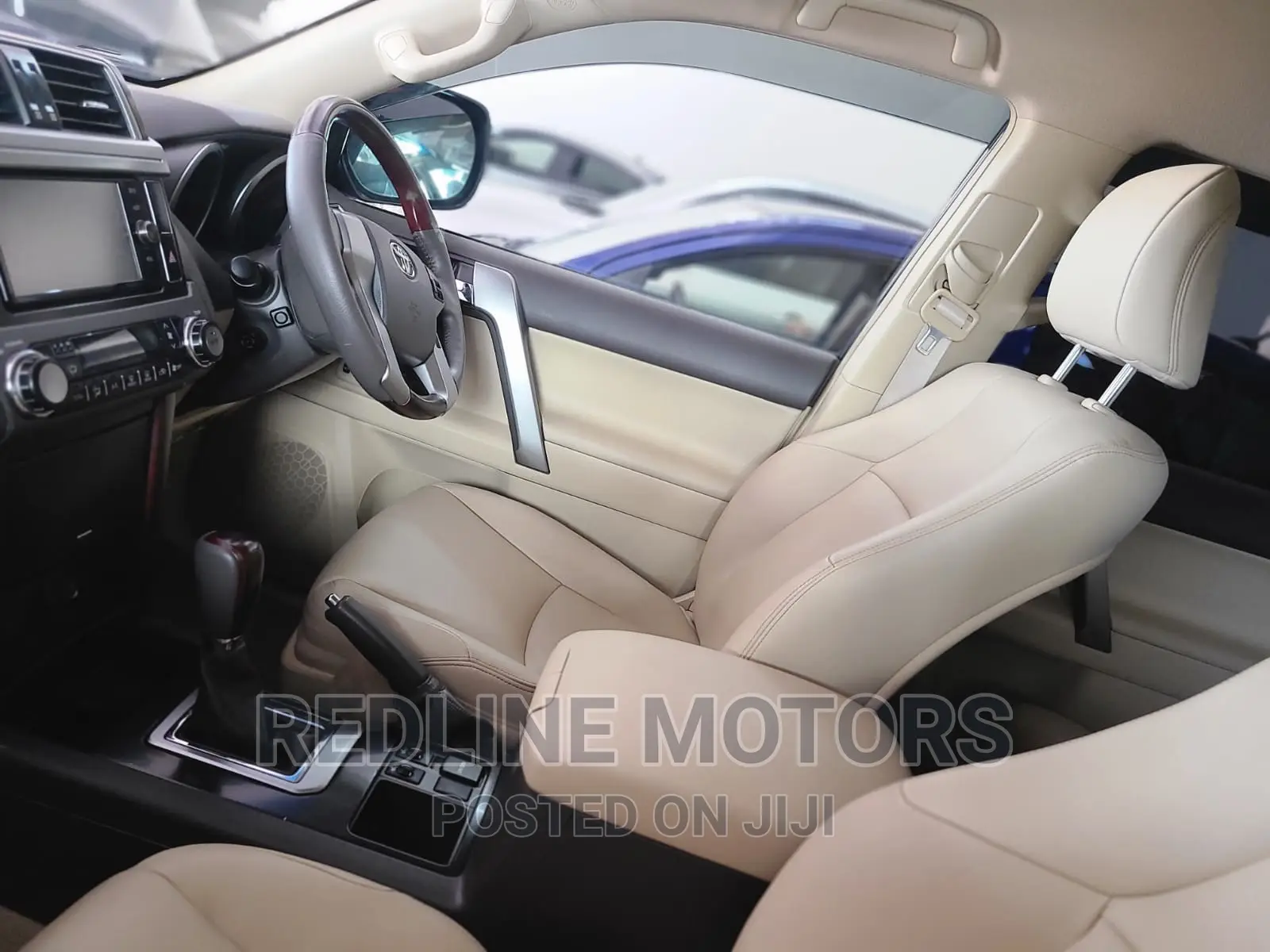Toyota Land Cruiser Prado 2017 Red