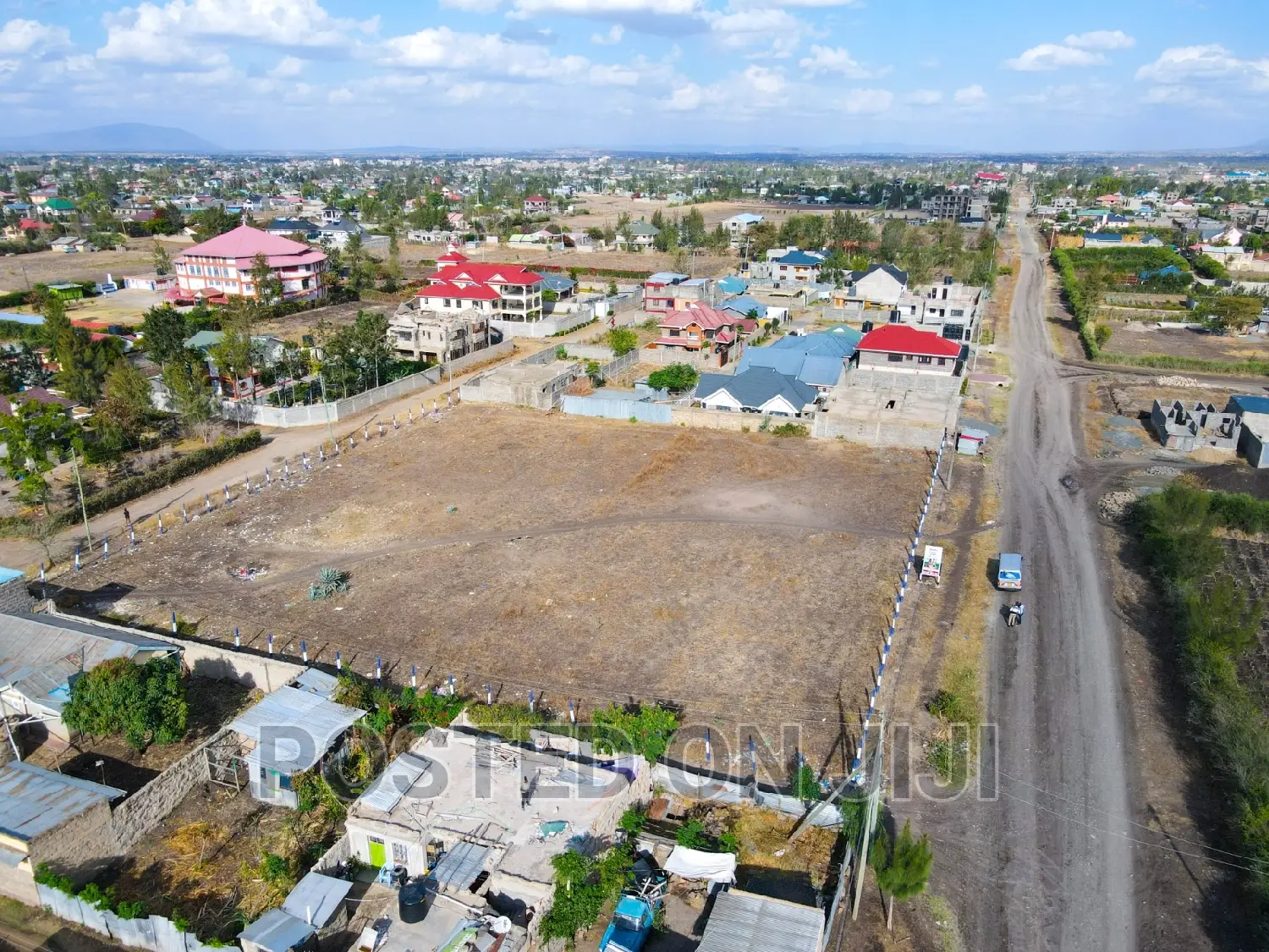 Commercial Plots in Kamulu. ^EM