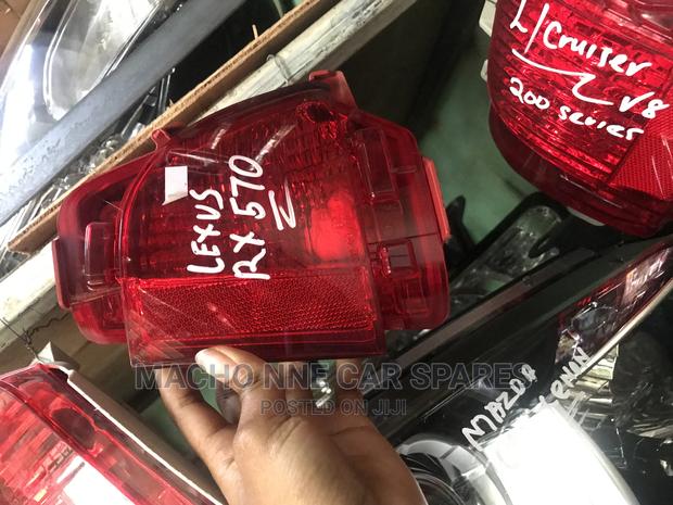 Lexus Rx 570 Reflector - main view