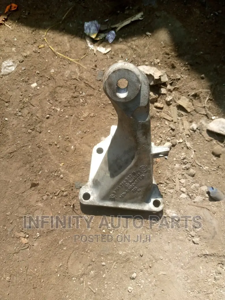BMW X3/X4 Engine Mount Blanket.