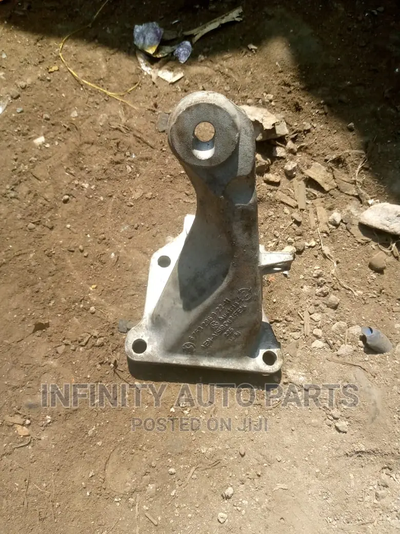 BMW X3/X4 Engine Mount Blanket.