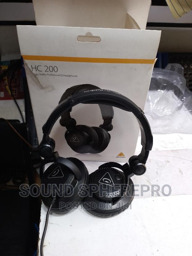 Behringer HC 200 Headphones - main view