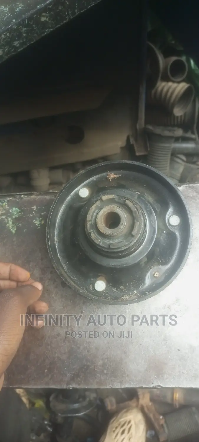 BMW X5 E53 Shocks Mount