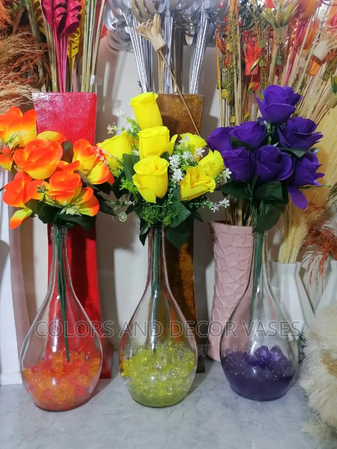 Glass Vase and Flowers KSH 1000