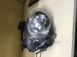Nissan Juke 2015 Xenon Headlights