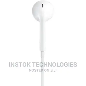 Apple Earpods Headphones With USB-C Connector