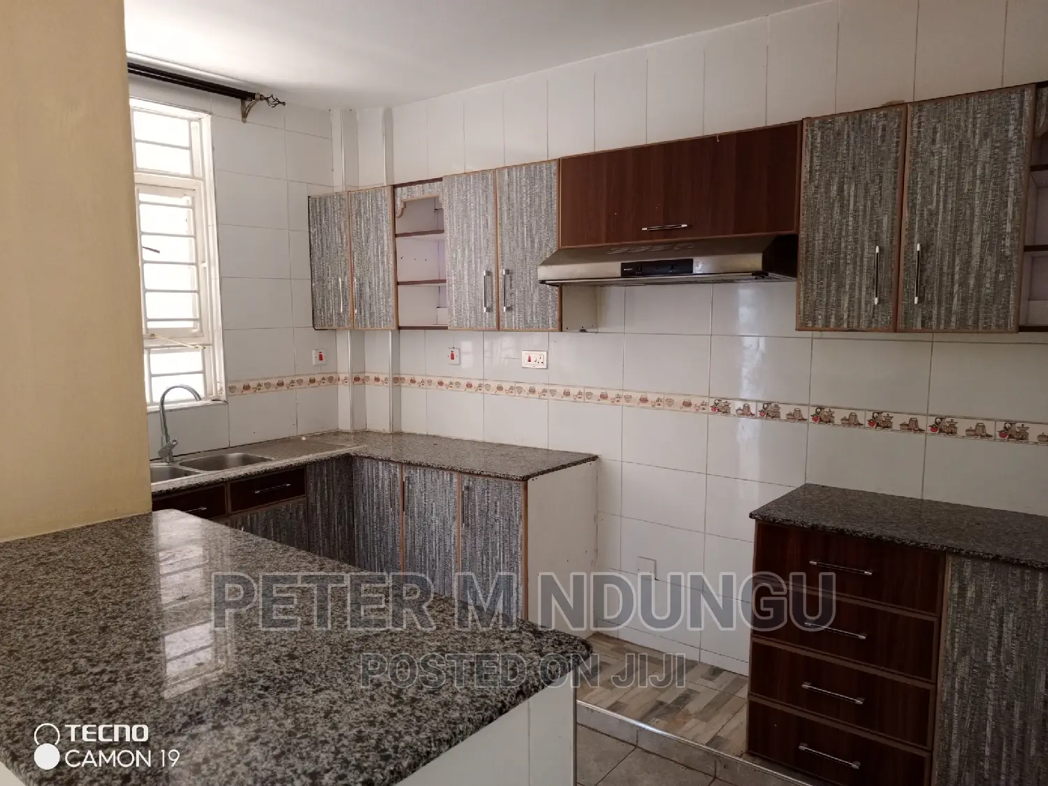 3bdrm Apartment in Thome, Nairobi Central for rent