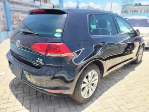 Volkswagen Golf 2016 Black
