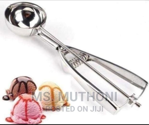 Ice Cream Scoop - main view
