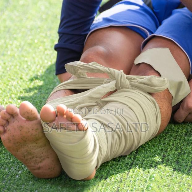 First Aid Triangular Bandage - thumbnail 3