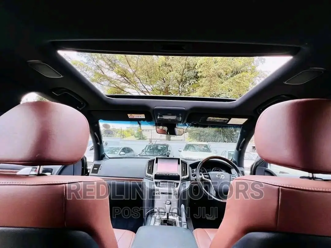Toyota Land Cruiser 2016 Black
