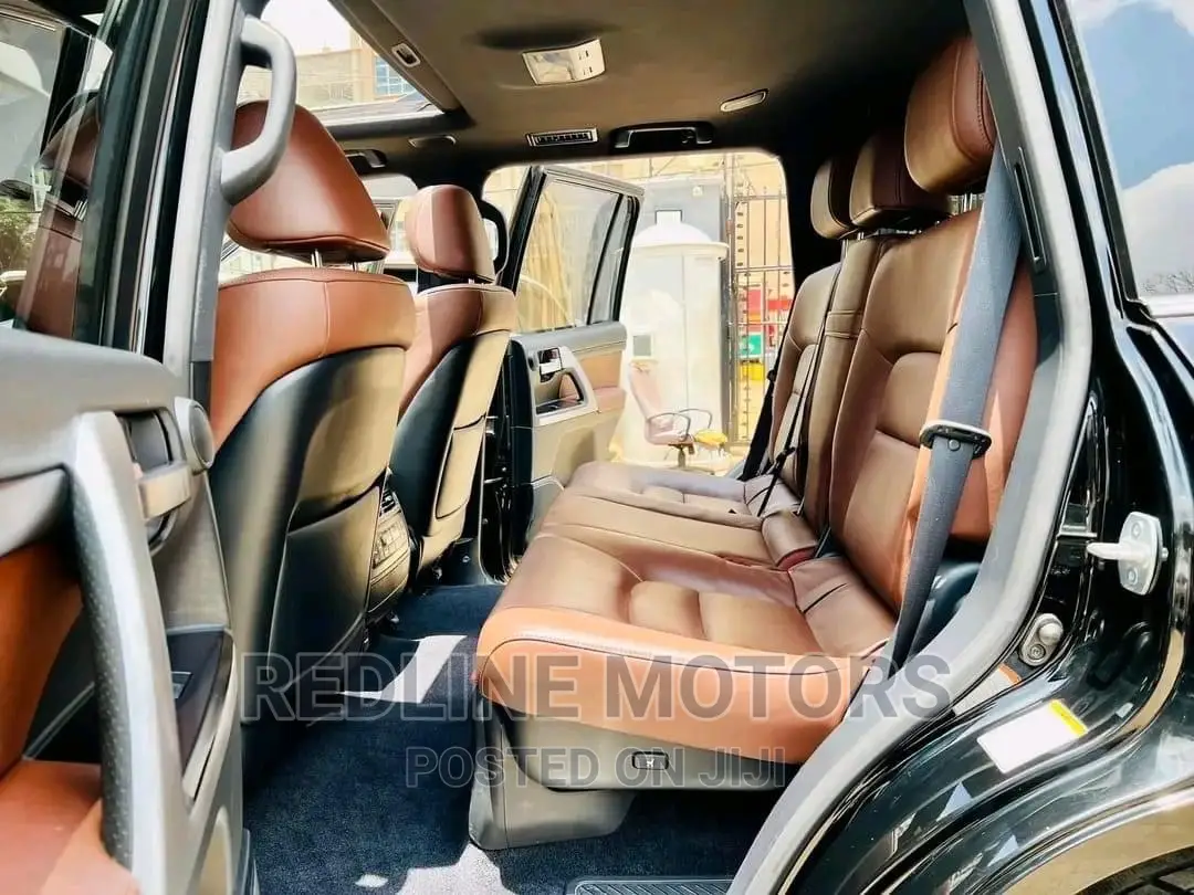 Toyota Land Cruiser 2016 Black