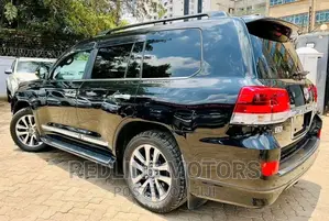 Toyota Land Cruiser 2016 Black