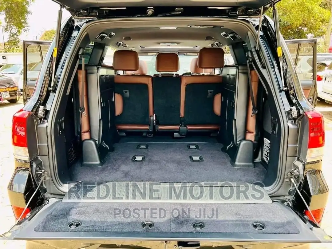 Toyota Land Cruiser 2016 Black