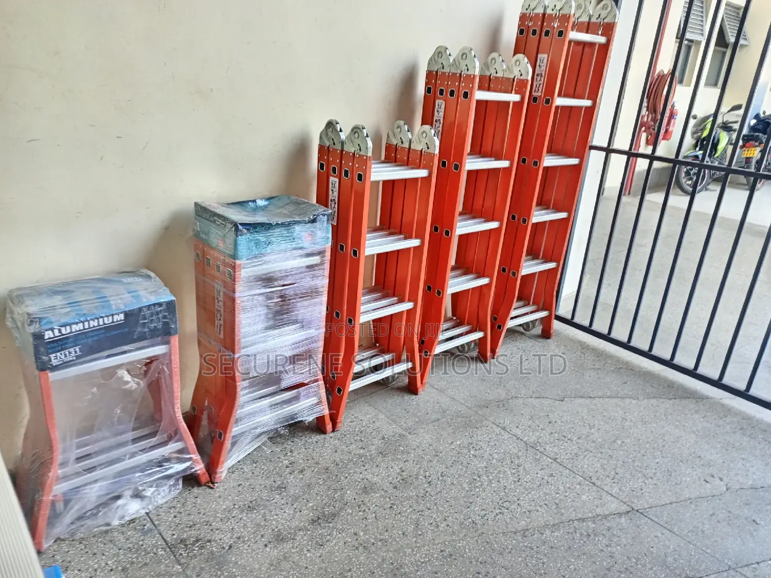 Aluminium/Iron Multipurpose Ladders All Sizes on Offer