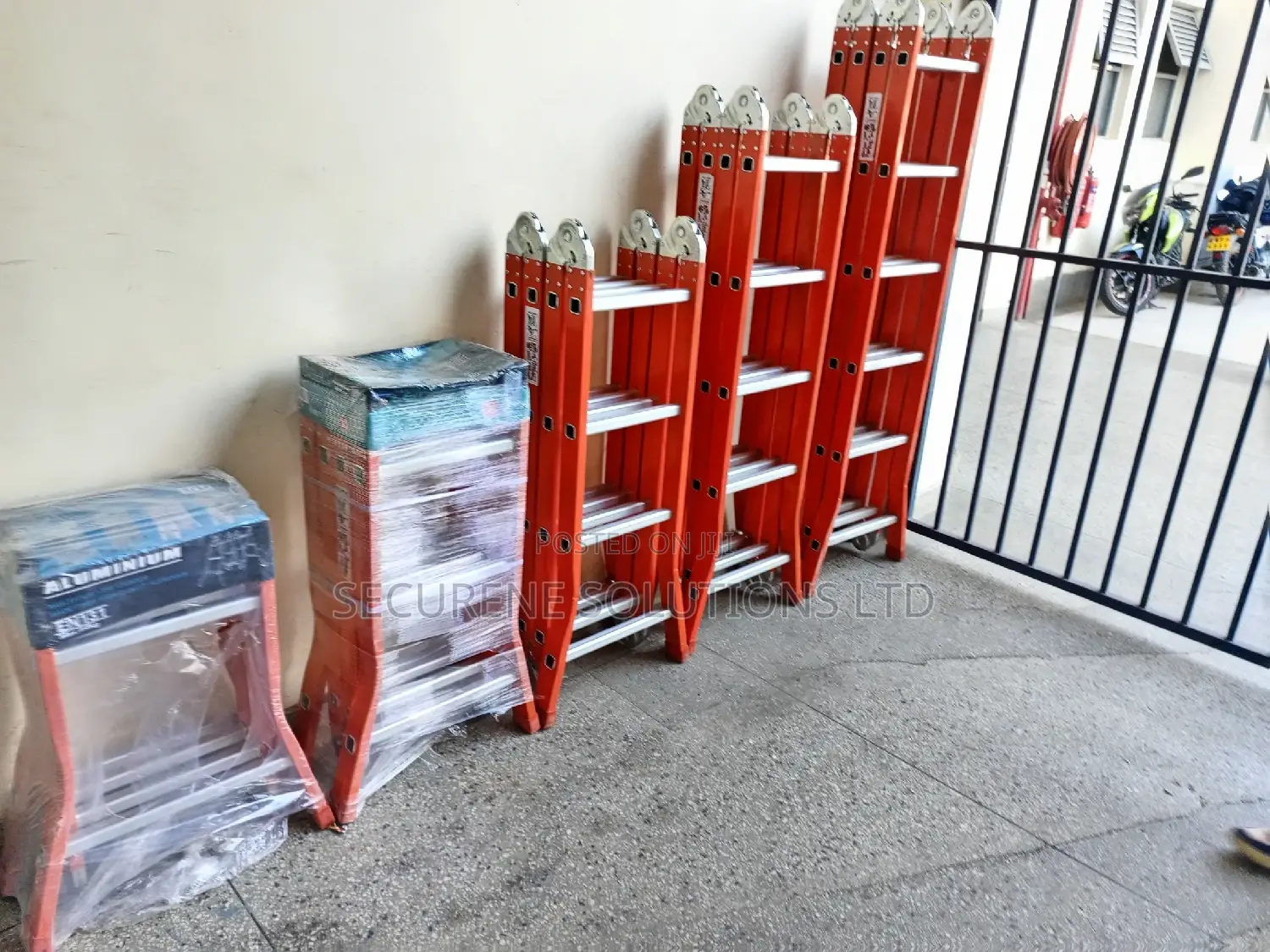 Aluminium/Iron Multipurpose Ladders All Sizes on Offer