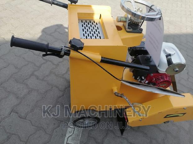 Concrete Cutter Honda Engine Petrol Powered-Quality - thumbnail 3