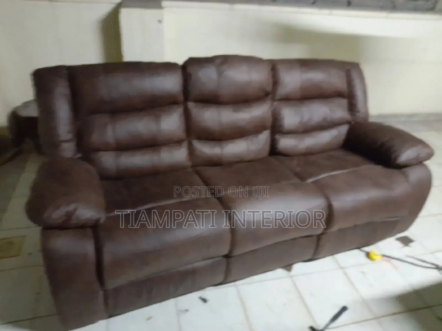 Sofa Sets Dye, Repairs, Upholstery And Refurbish