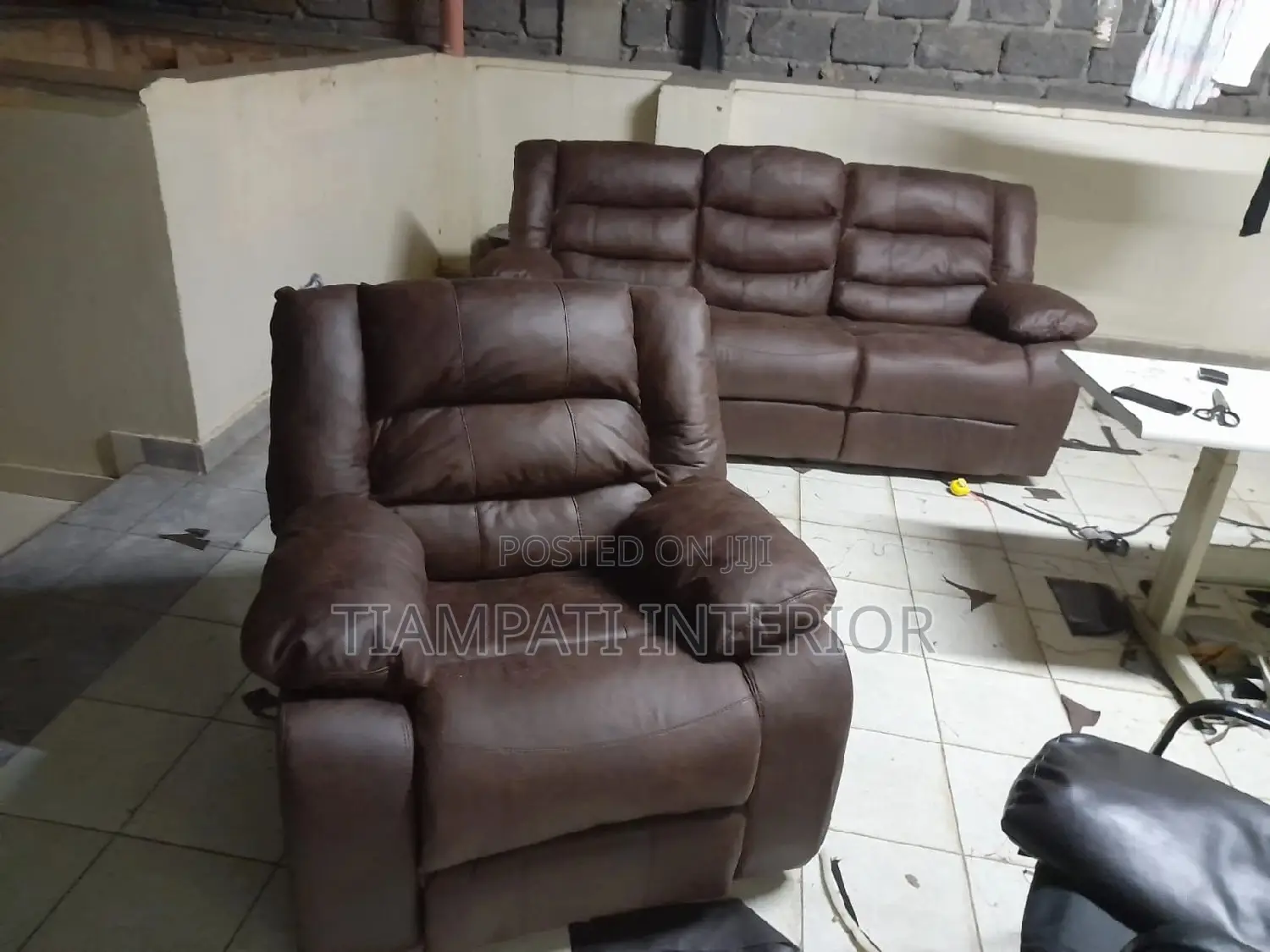 Sofa Sets Dye, Repairs, Upholstery And Refurbish