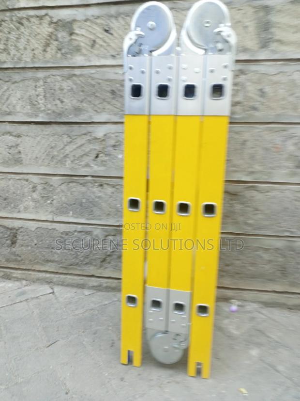 Fibreglass Multipurpose Folding Ladder 12ft/3.7mtrs/4*3 - thumbnail 4