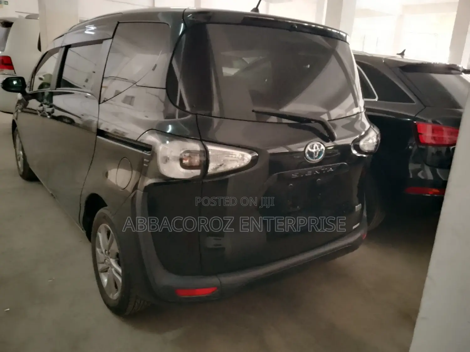 Toyota Sienta 2016 Black
