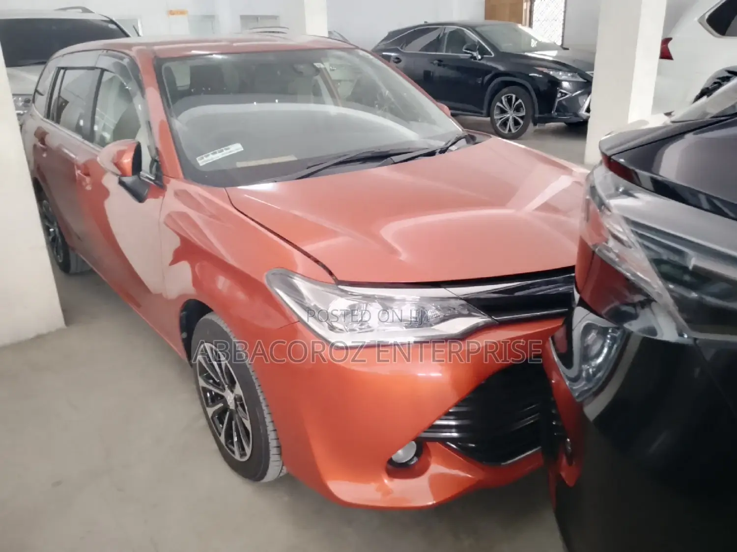 Toyota Corolla Fielder 2016 Orange