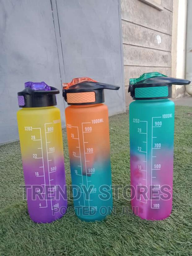 1000ml Moltivational Water Bottle - main view