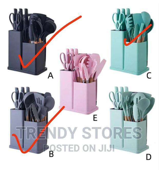 24 PC Set Executive Silicon Spoons - main view