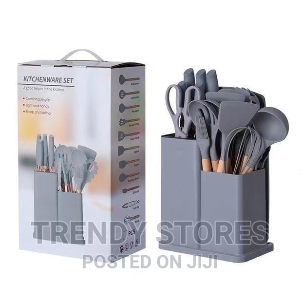 24 PC Set Executive Silicon Spoons - thumbnail 3