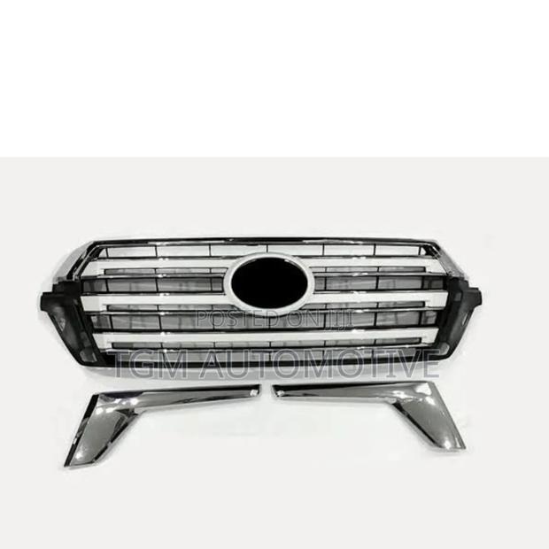 Front Grille Land Cruiser V8 2021 - main view