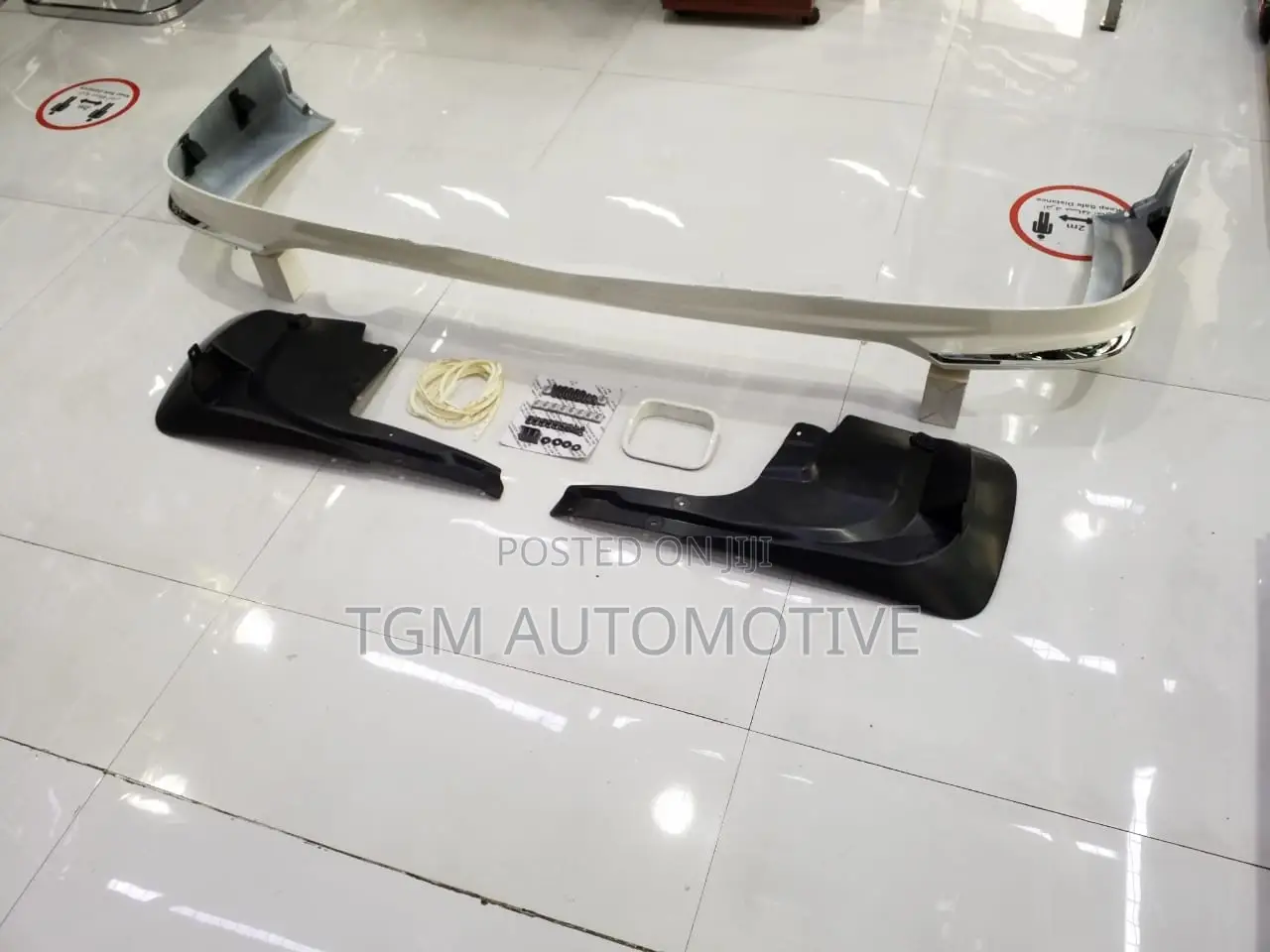 Rear Bumper Lip Land Cruiser V8 2008-2015
