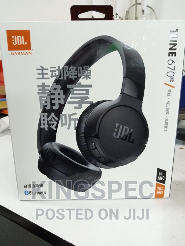 JBL Tune 670NC Headphones