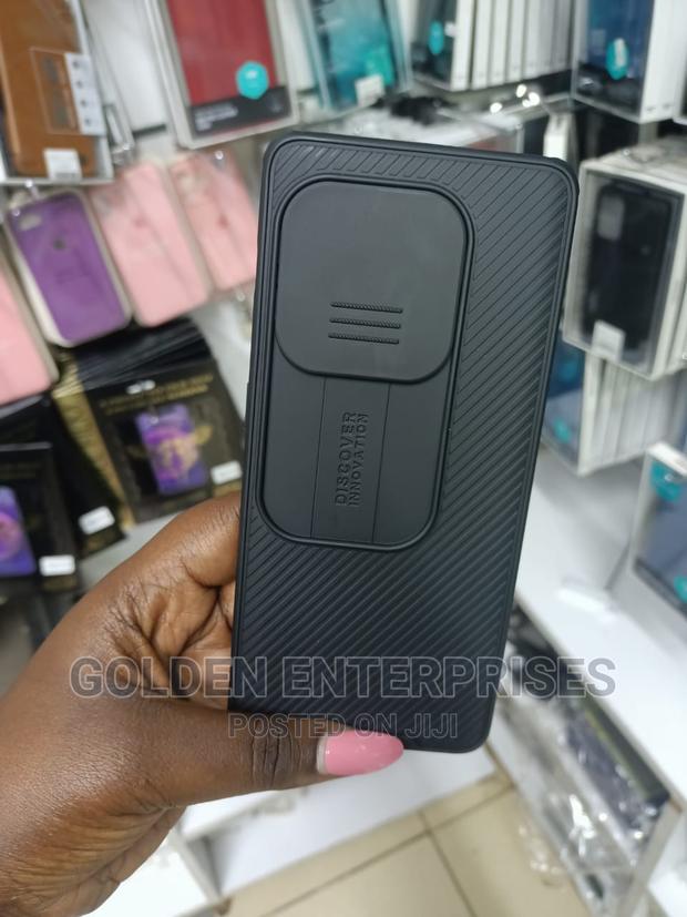 Oneplus 11 Nillkin Camshield - main view