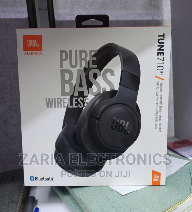 JBL Tune 710 Headphones