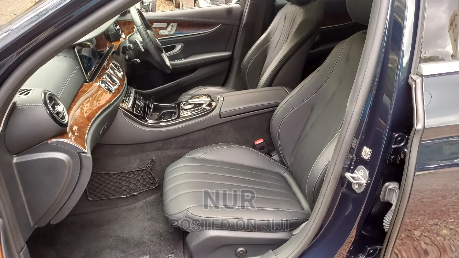 Mercedes-Benz E400 2018 Blue