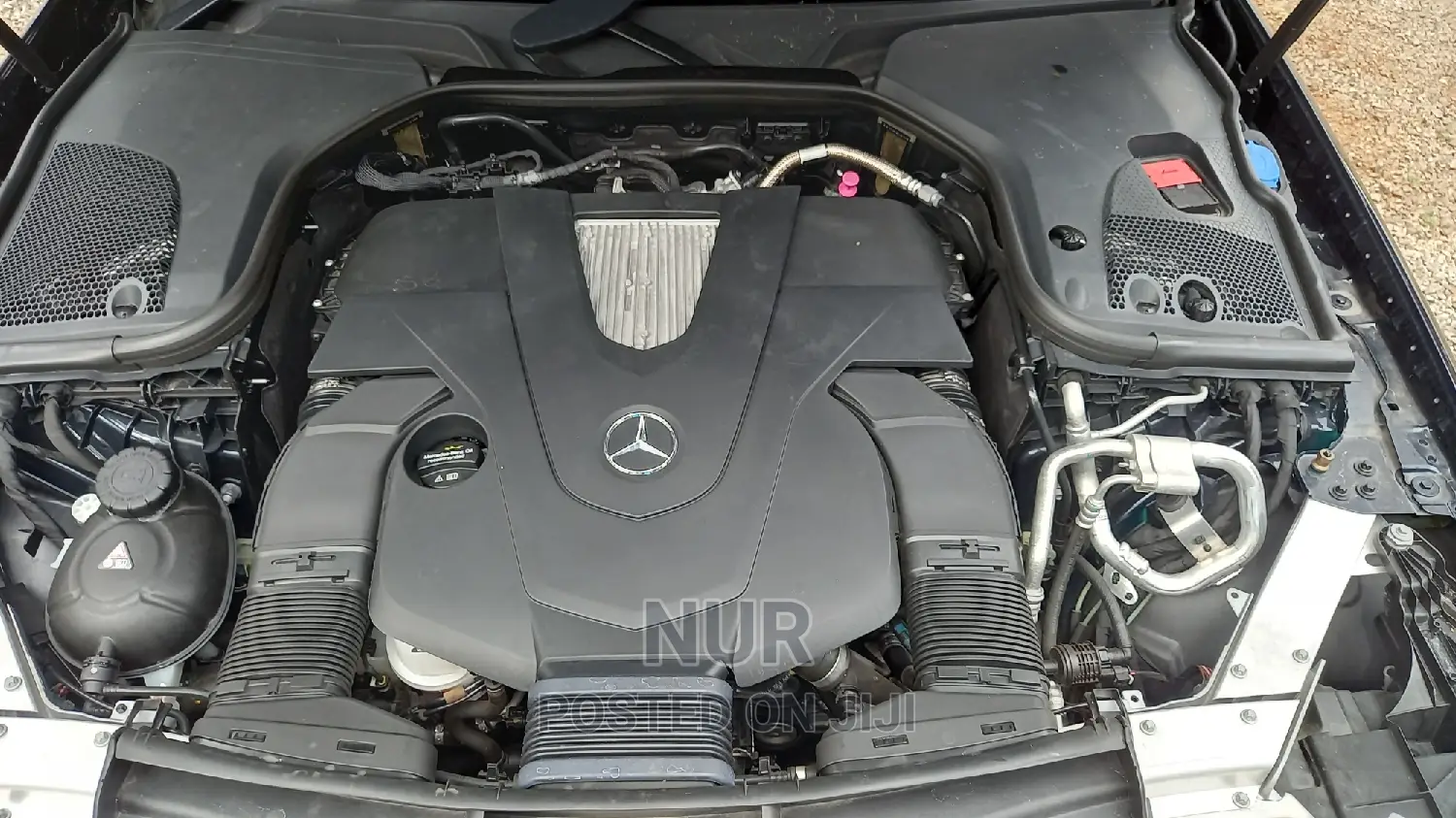 Mercedes-Benz E400 2018 Blue