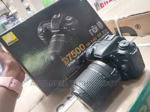 Nikon D7500 Brand New 18-140mm