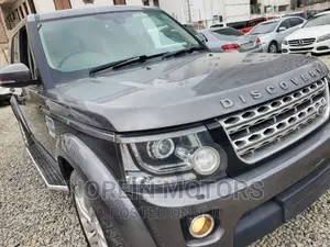 Land Rover Discovery 2016 Gray