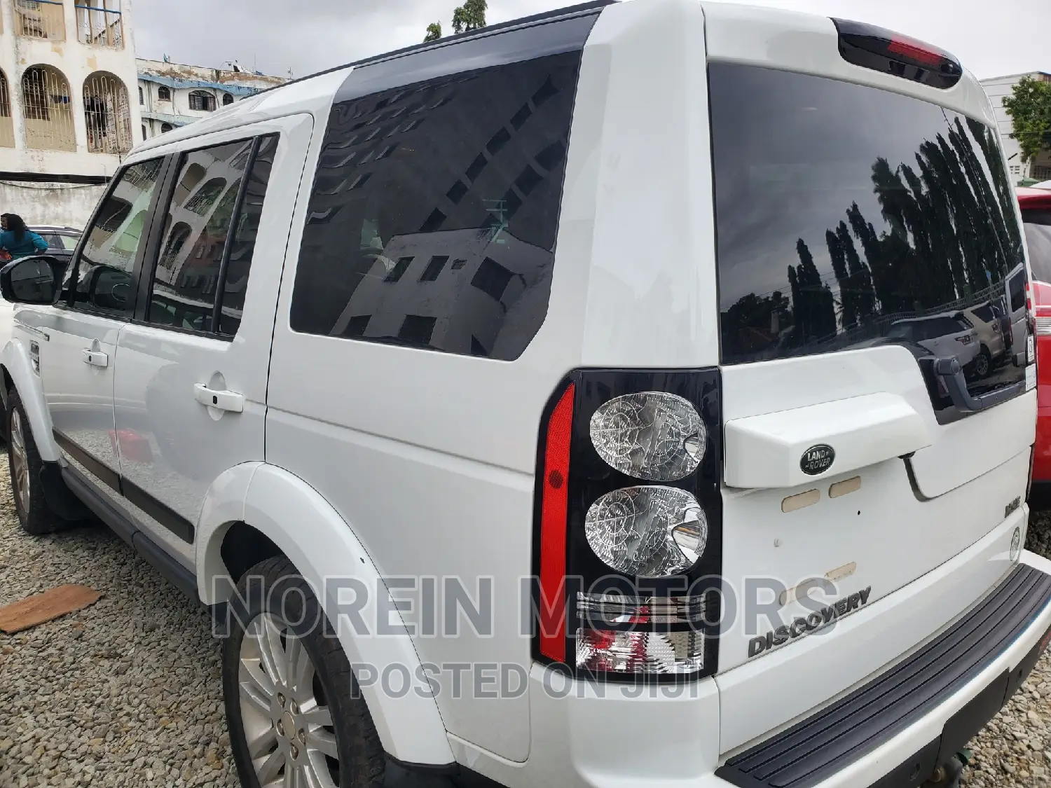 Land Rover Discovery 2016 Off white